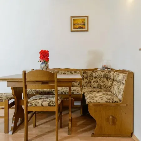 Vesna - Comfortable Apartment Trogir